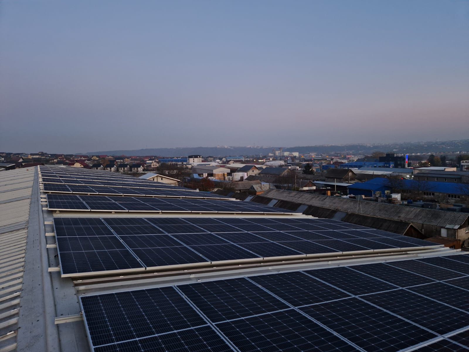 Hale industriale TRUTZI Suceava — sistem fotovoltaic pentru autoconsum